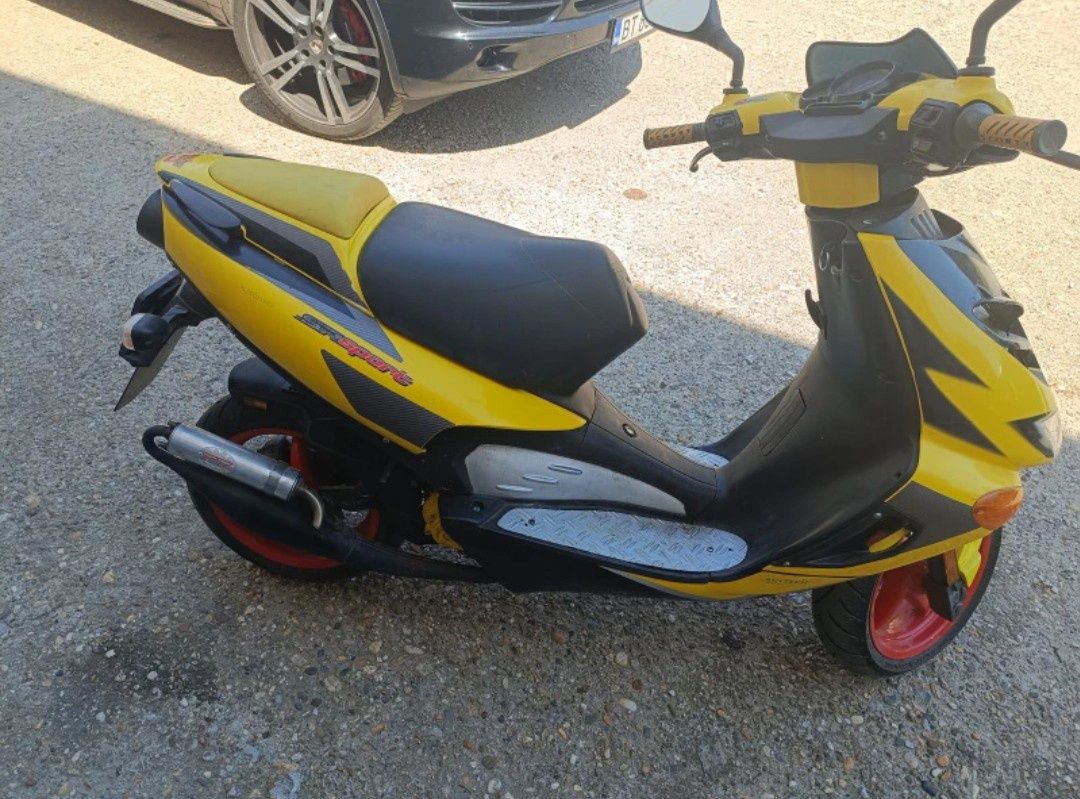 Aprilia sr50 със Документи