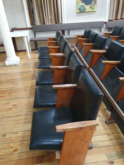 Кресла для зала, актового или конференц — 50 000 сум!