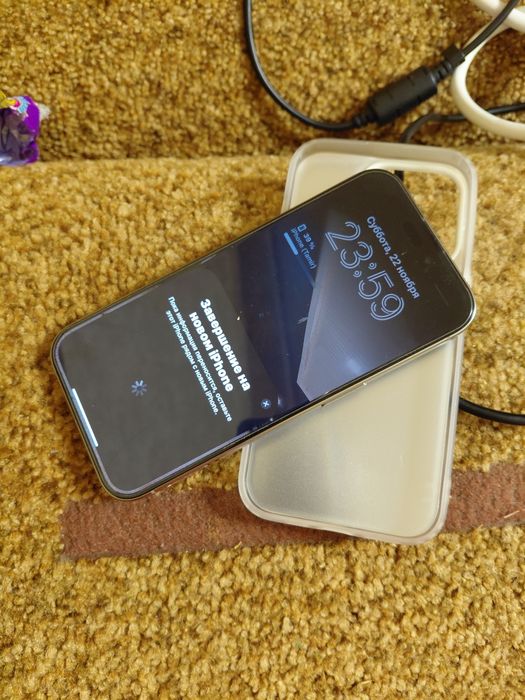 Iphone 15pro natural titanium 8/256гб 99%акб  торг РеальномуПокупателю