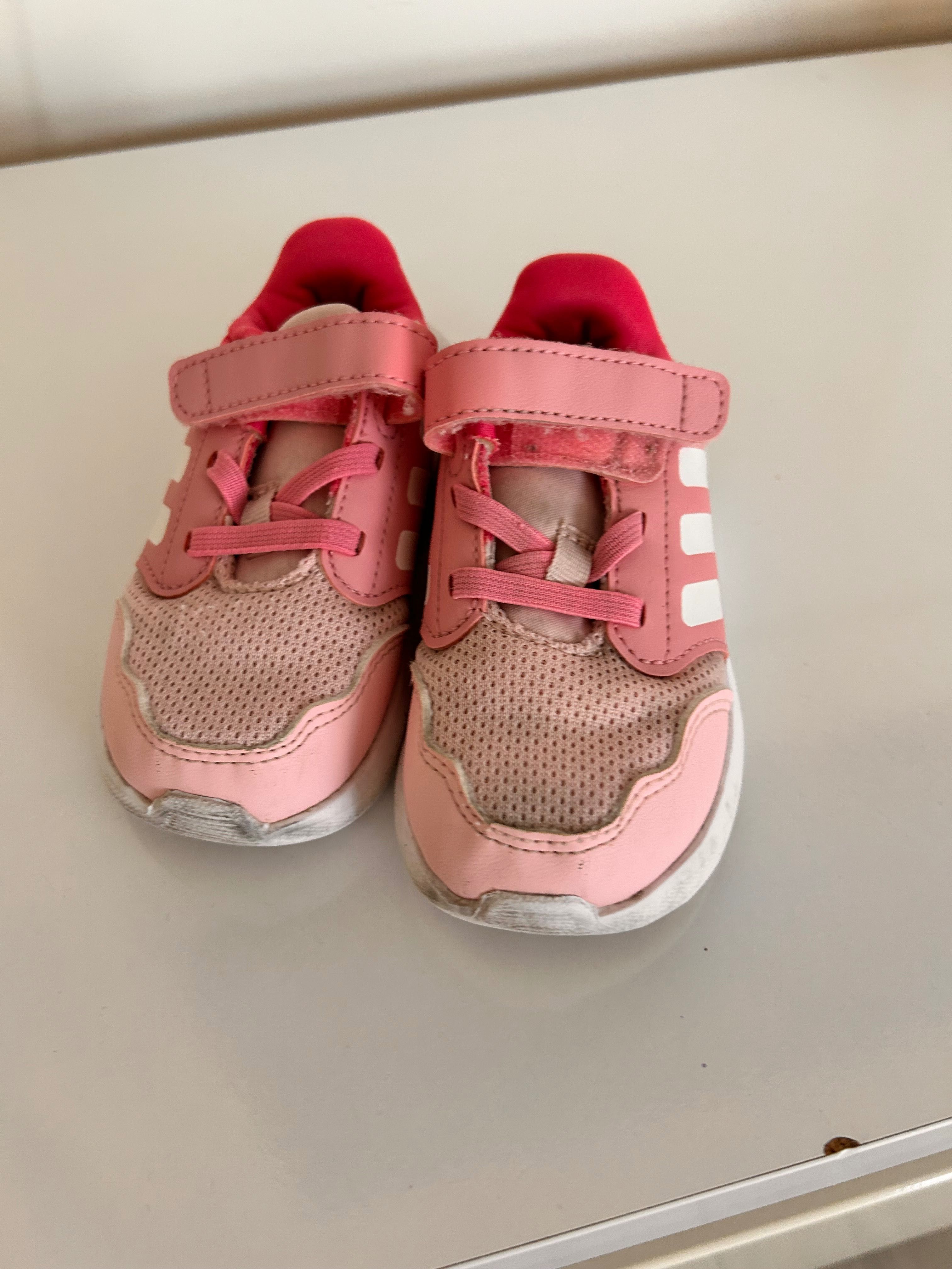 Adidas маратонки