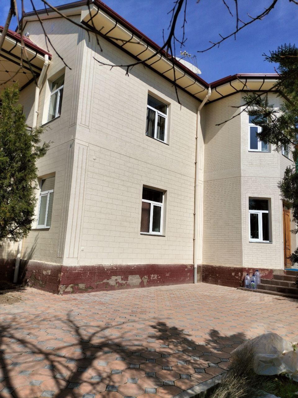 Тузель продаётся дом 22-соток 7-комнат!!!