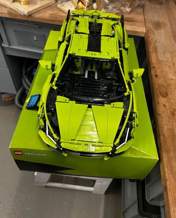 LEGO 42115 Lamborghini Sián FKP 37, Лего Ламборгини – като ново