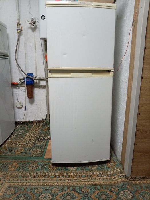 Срочно продам холодильник
