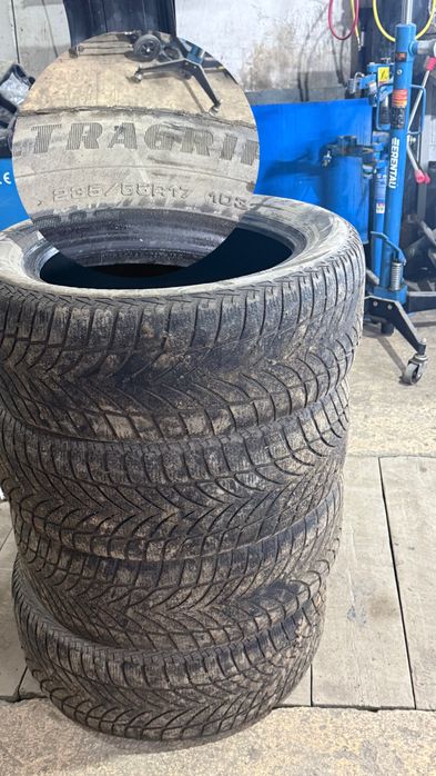 Продам зимние шины