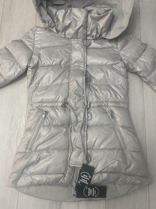 Geaca iarna New Yorker  cu 2 fete, noua ,marime XS si L