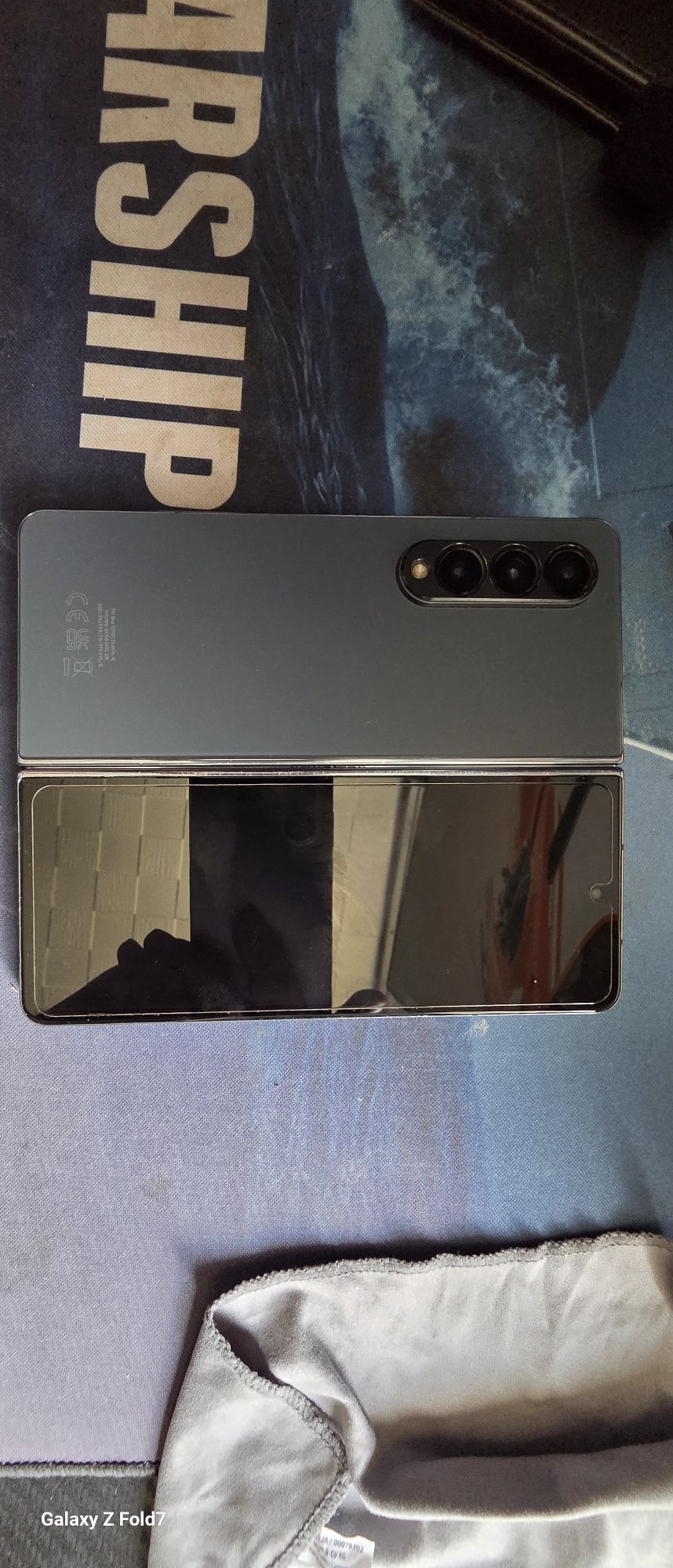 Samsung galaxy fold4 256gb