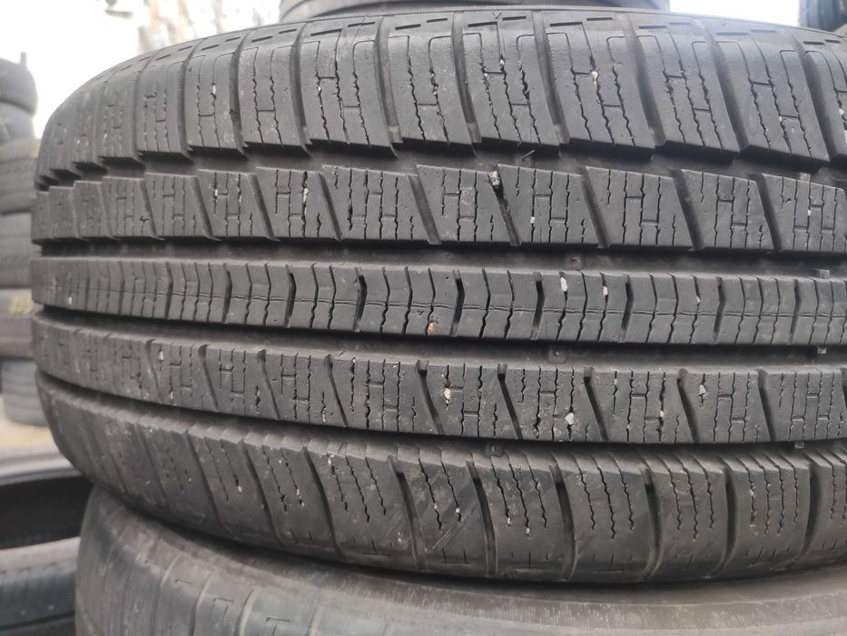 2бр Всесезонни гуми 215 55 17 - Radar