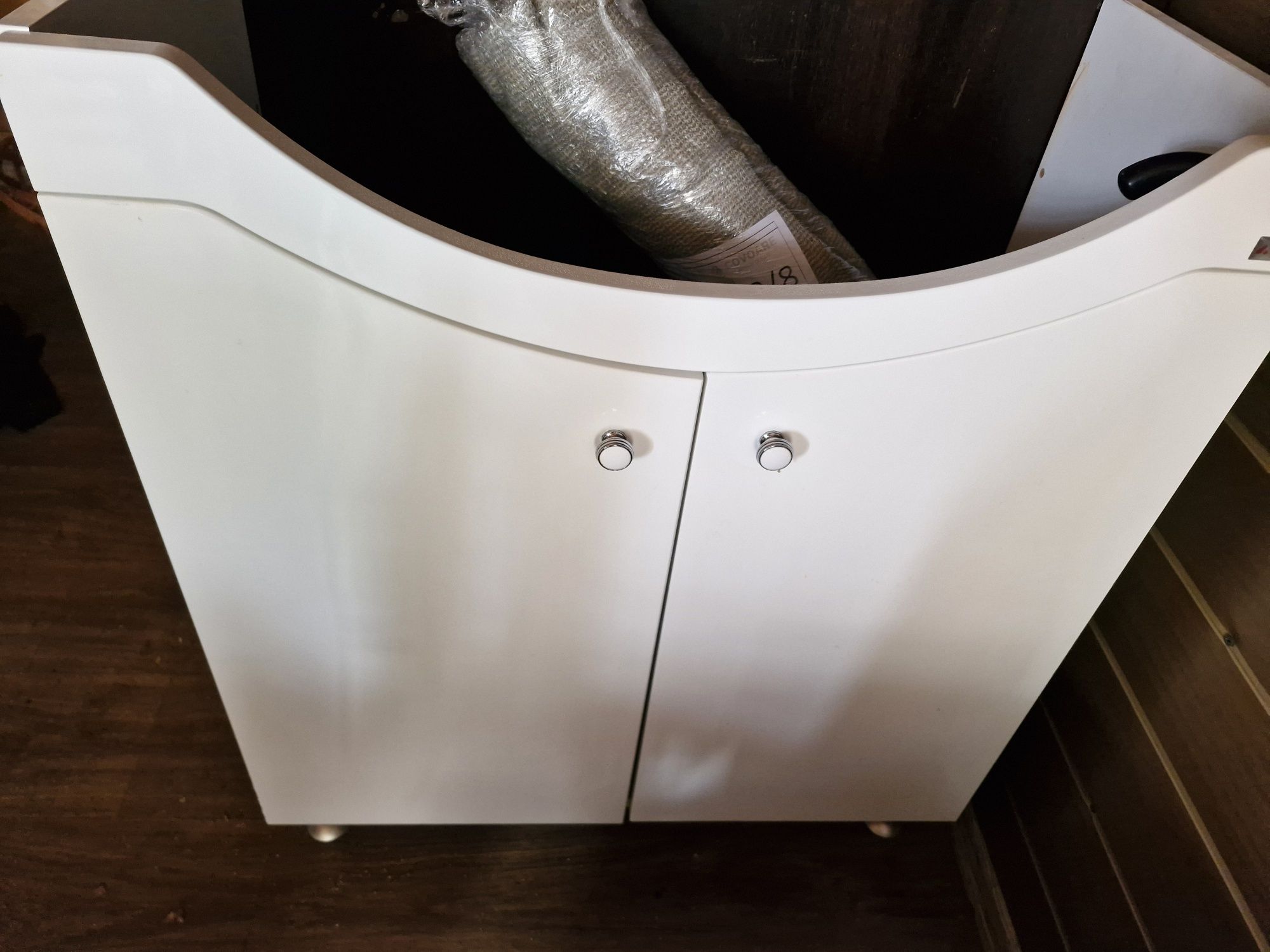 Cada Baie+Chiuveta baterie incorporata si masca/dulap stare perfecta
