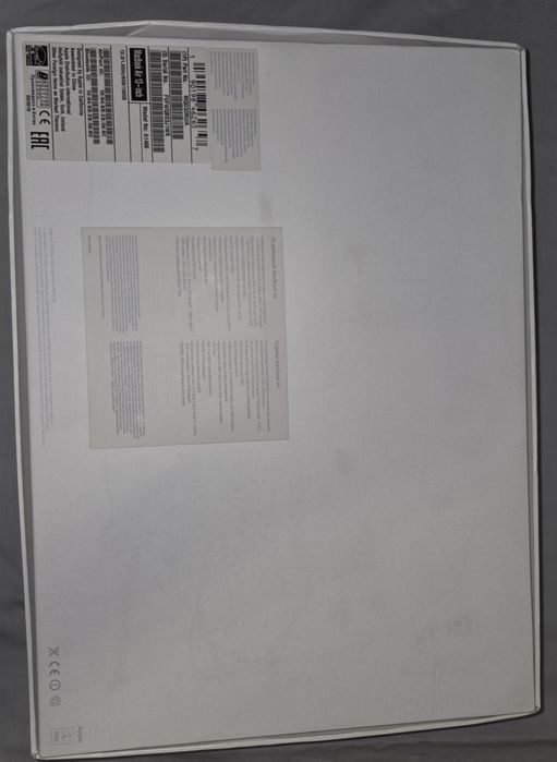 MacBook Air 13,3" 8/128. Зарядка оригинал. Коробка есть