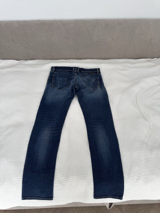 Vand blugi barbati  Diesel in stare excelenta, marime W31-L32
