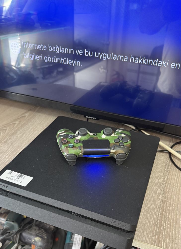 Playstation 4 slim 1TB