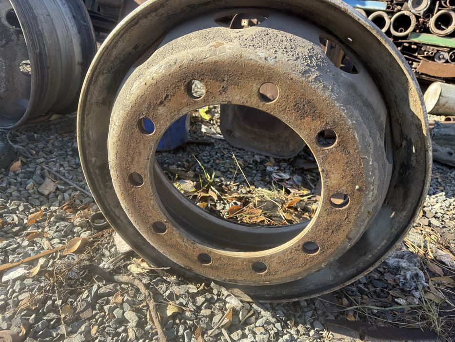 Продам диски на грузовое авто