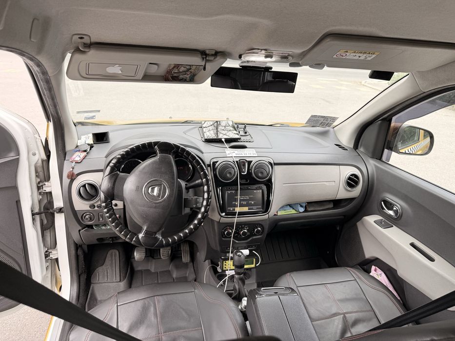 Дачиа Lodgy 2015