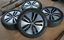 Jante 17  VW Passat B8 B7 R17  model Montpelier - Impecabile