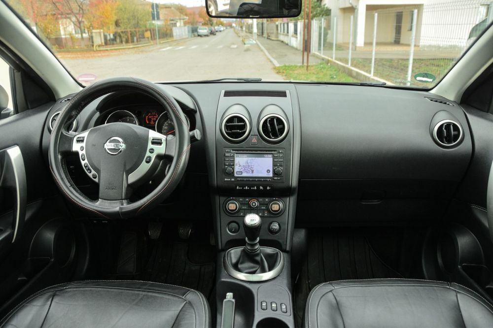 Nissan Qashqai +2, 7 locuri, 2.0 diesel, 150cp, 2009