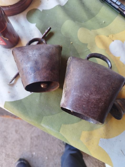 Clopote originale diferite modele preț de la 200 lei bucata