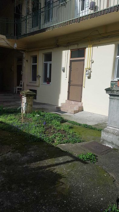 Proprietar , vand apartament 3 camere , Piata Maria , 125 000 euro