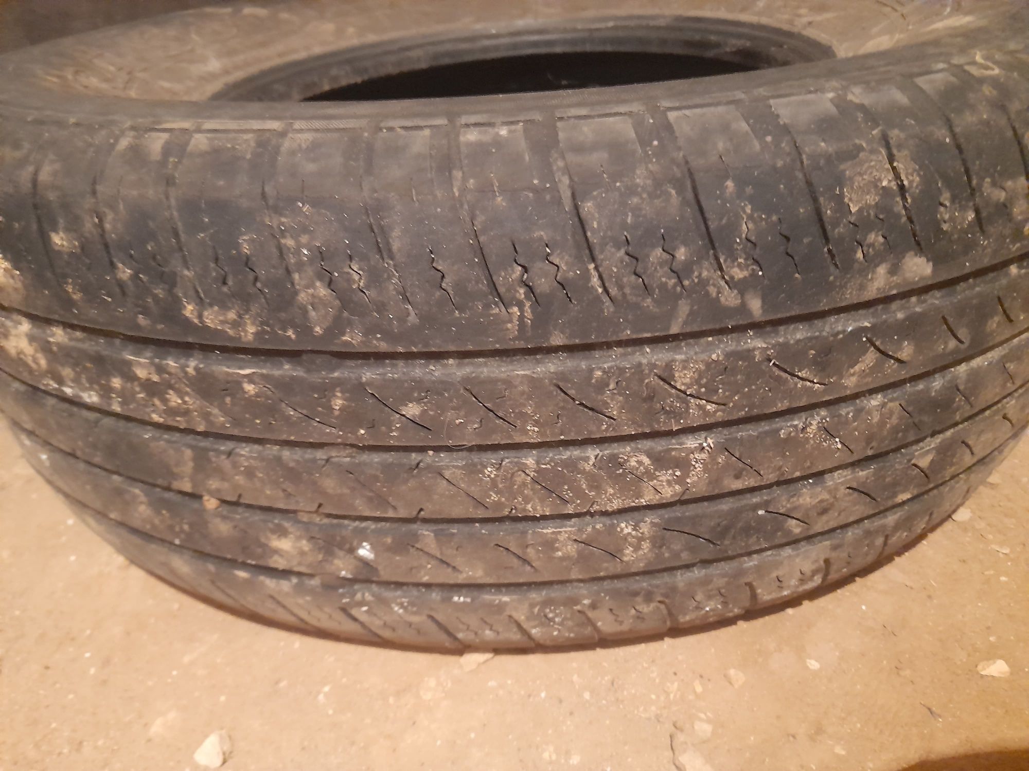 Продам шины R 16