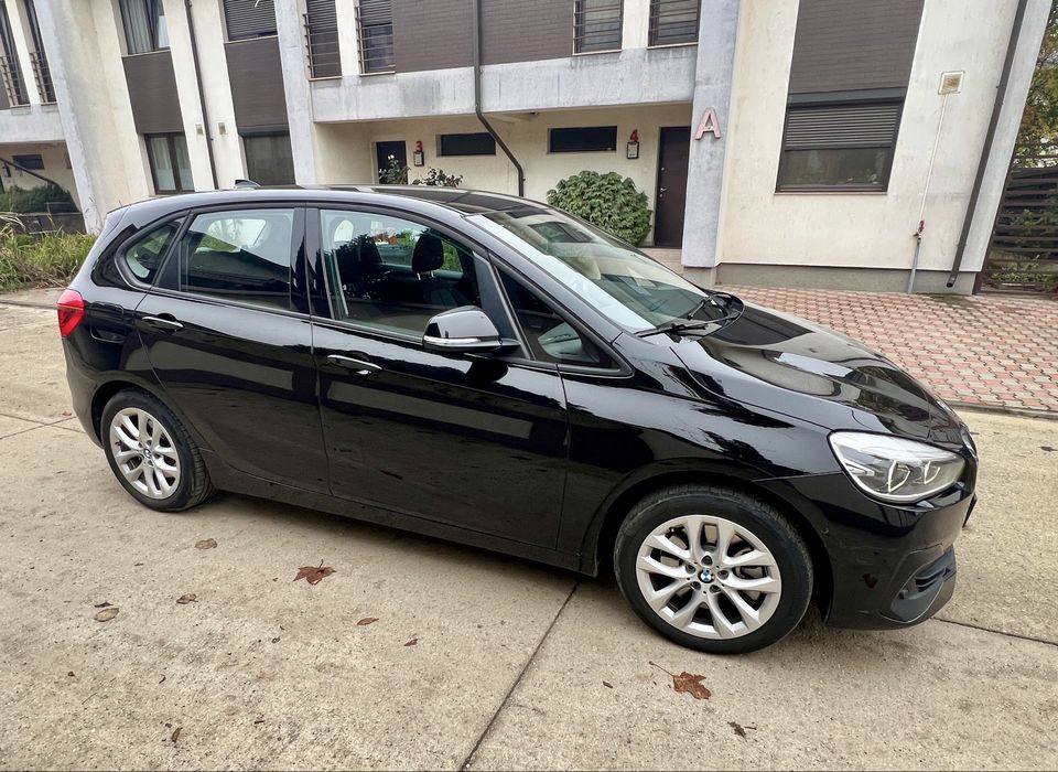 Bmw 225 XE plug-in hybrid 2021 224 cp xdrive revizie istoric curat