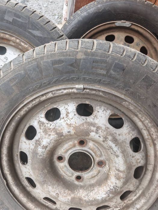 Vand jante si cauciucuri