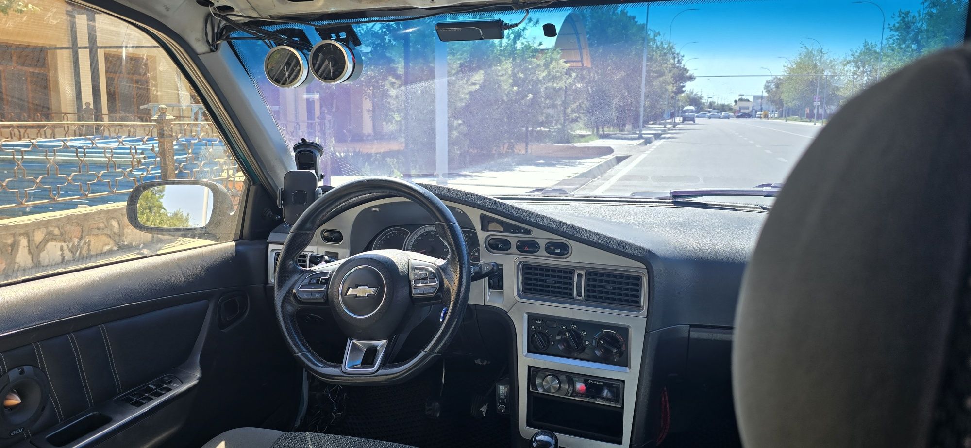 Nexia 1 opel 2.0 turbo sotiladi ili abmen