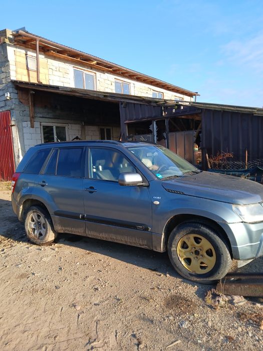 Vând suzuchi grand vitara