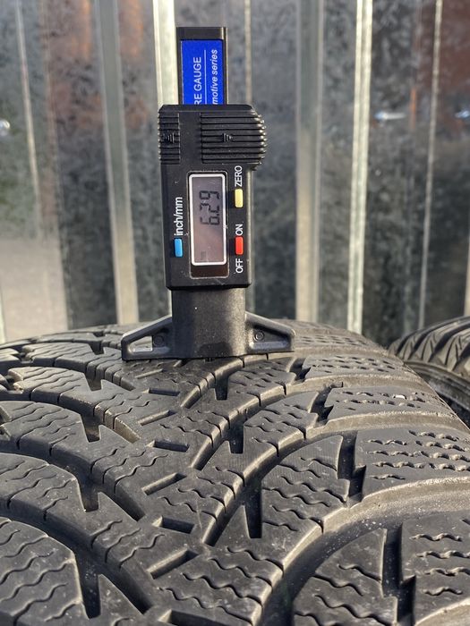 225/60/17 Кумхо Зимни