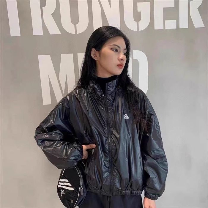 Спортивная курточка Adidas