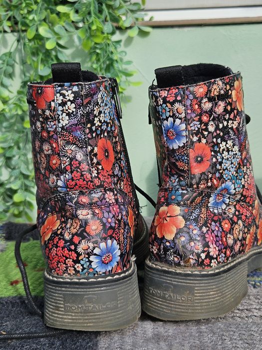 Tom Tailor флорални боти N40