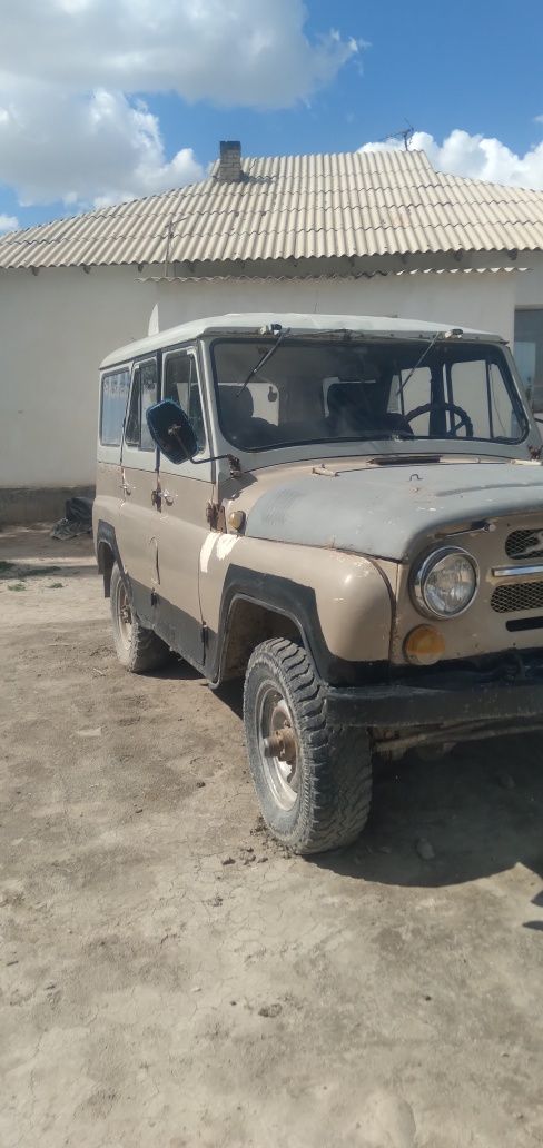 Uaz 31512 сатылады. Газ бензин.