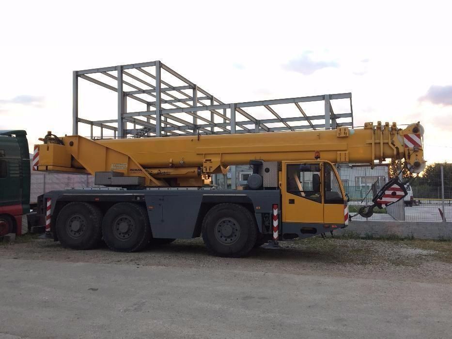 Macara 50 tone Pitesti Arges (inchiriere) DEMAG AC50-I