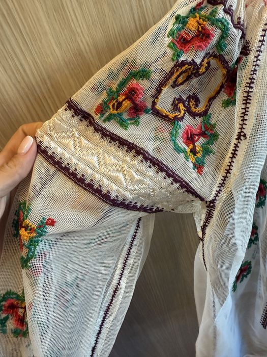 Ie traditionala cusuta manual