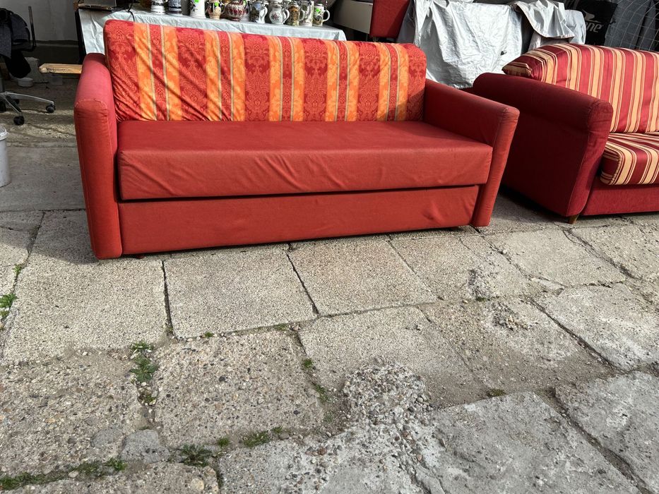 Canapea extensibila cu saltea inclusă