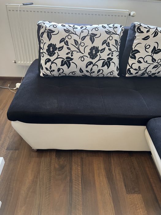 Coltar extensibil cu lada de depozitare!