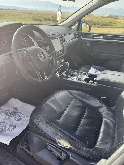 Vand VW Touareg 2011 camera 360 grade