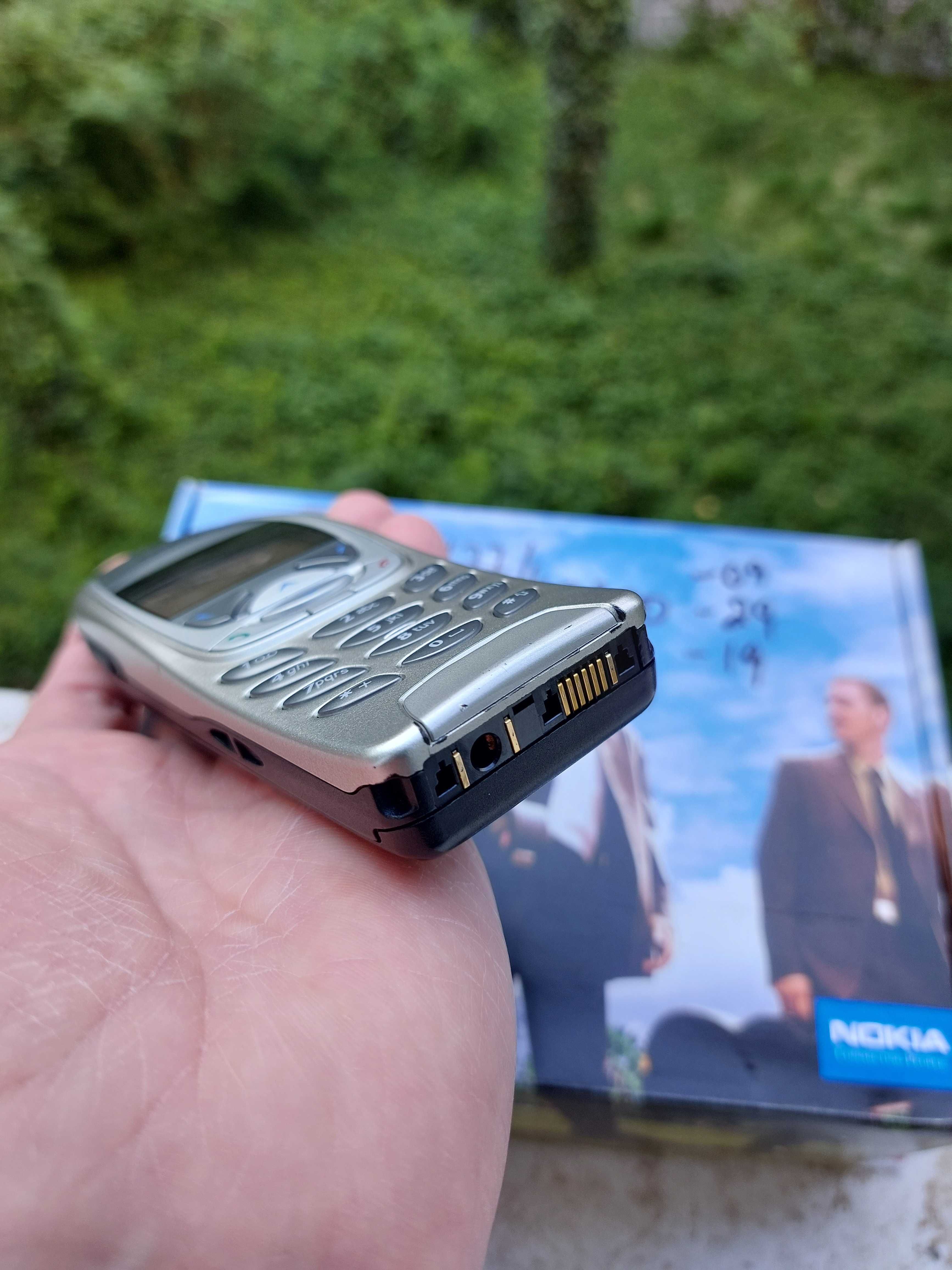 Nokia 6310i silver decodat original Germany stare foarte buna la cutie