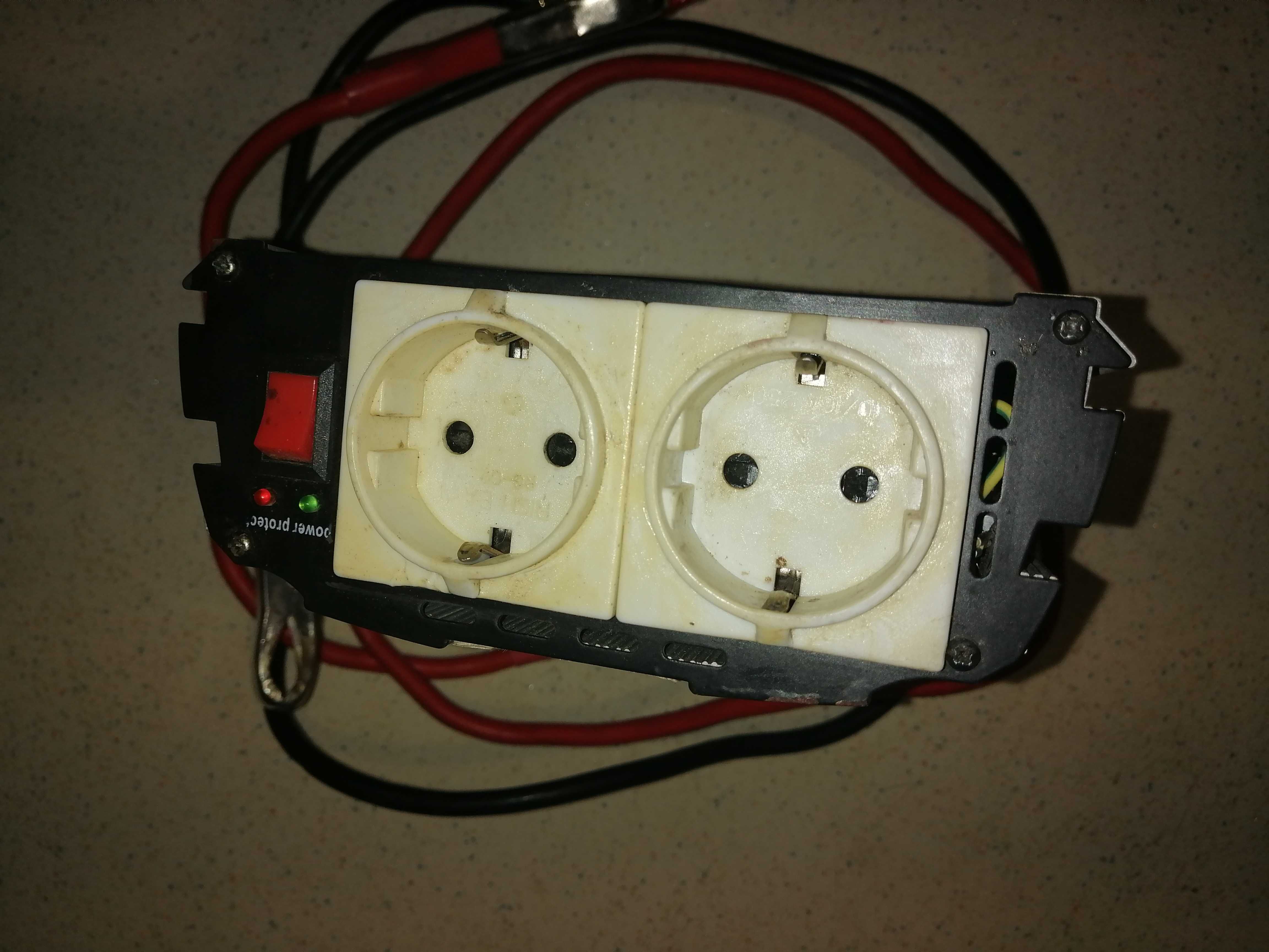 Aspirator 12v si invertor tensiune 12/220v