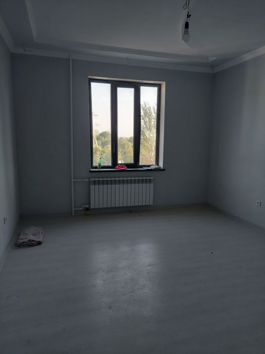 Kvartira sotiladi, remonti yakunlanmagan chala holatda yangi