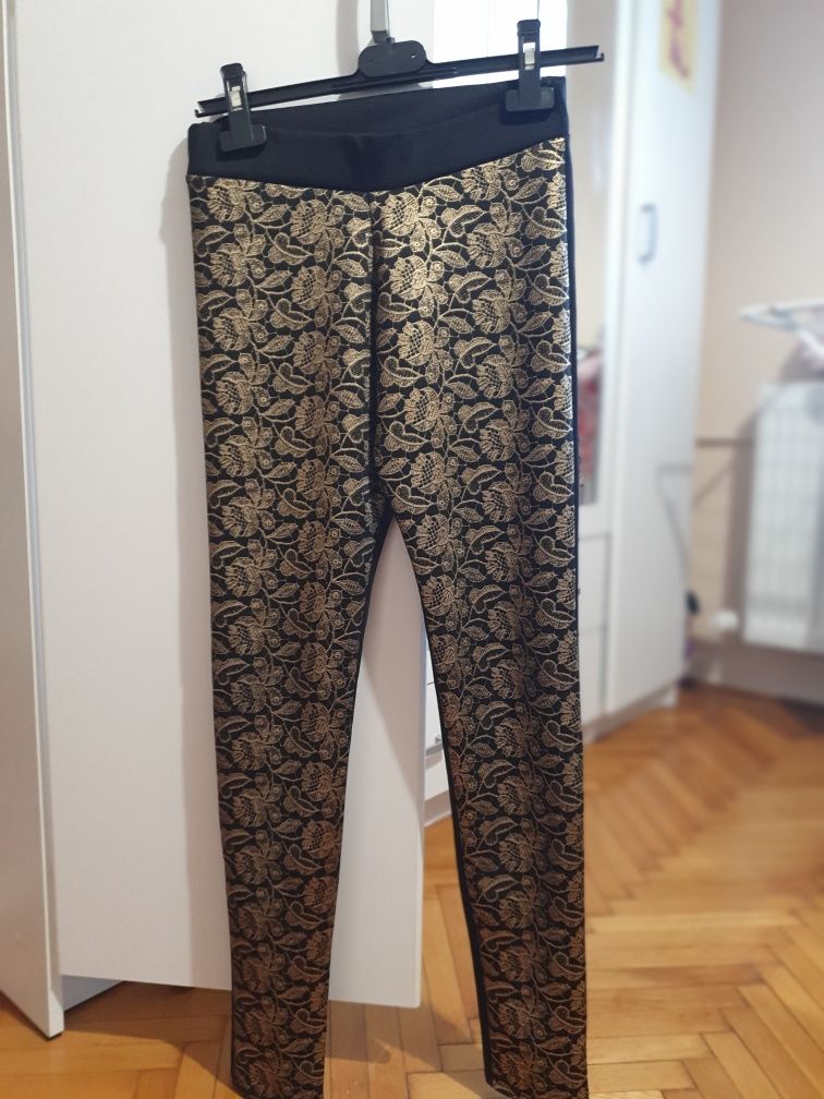 Pantaloni eleganți pentru club