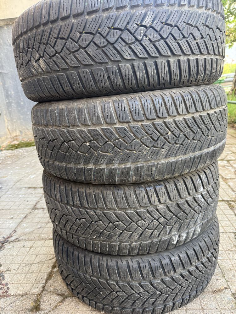 4 бр.зимни гуми FULDA 215/55/16