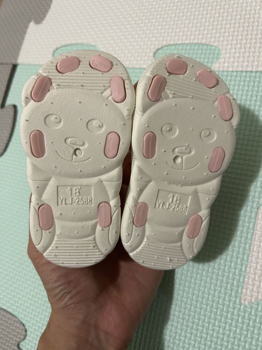 Бебешки сандали