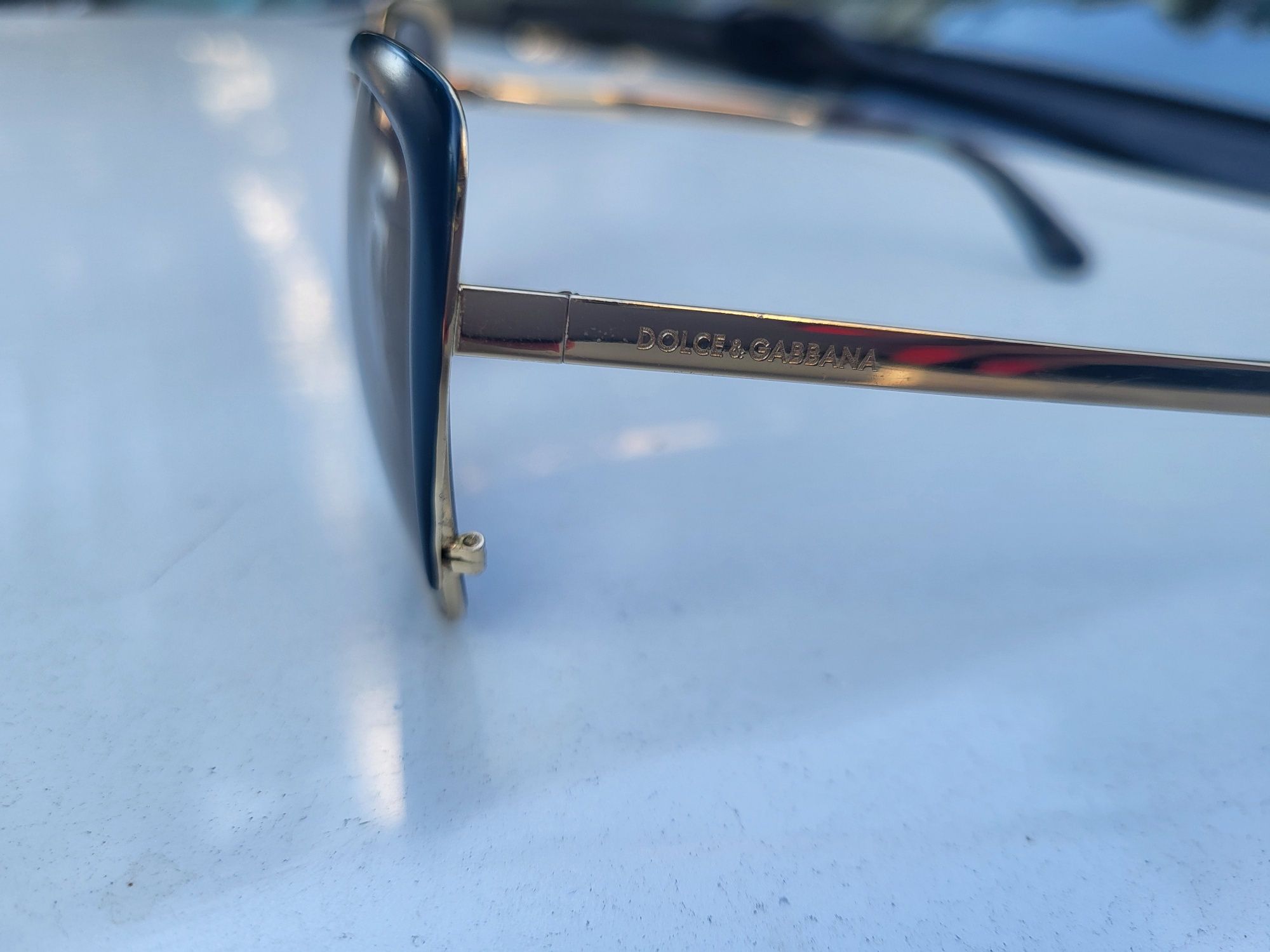 Guess, Dolce & Gabbana слънчеви очила