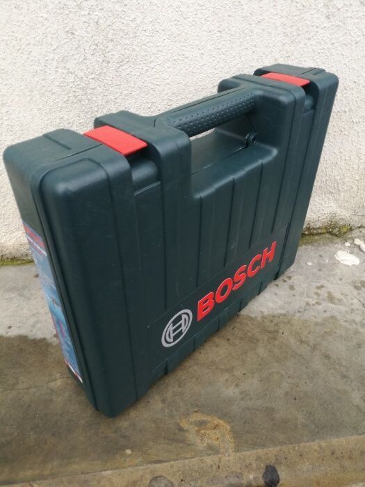 Нов перфоратор-къртач Бош Bosch GBH 2-26-DFR-800вт.-професионален