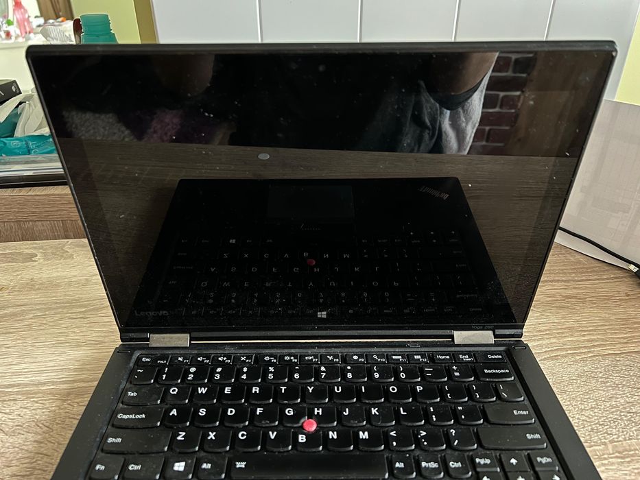 Laptop Lenovo Yoga 260
