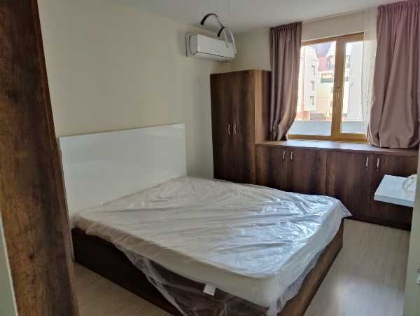 Продава се Тристаен апартамент в Бургас, Лазур - 120 кв.м за 2334 €/кв.м - Снимка #2