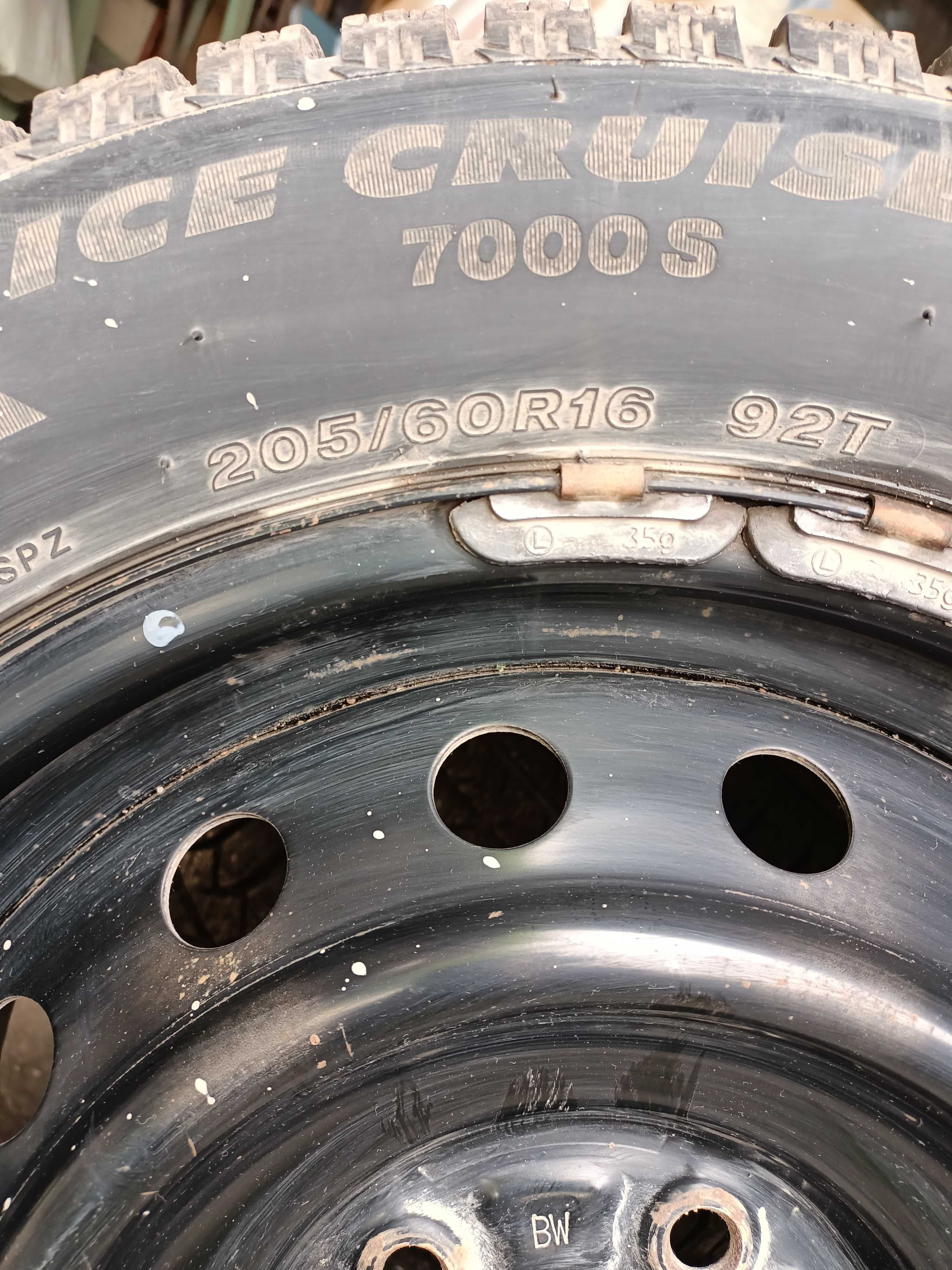 колеса в сборе 205/60 R16