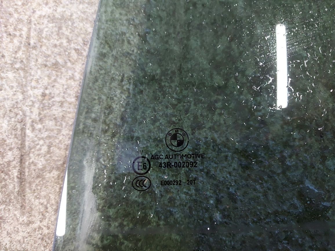 Оригинално затъмнени задни стъкла за бмв ф10 bmw f10