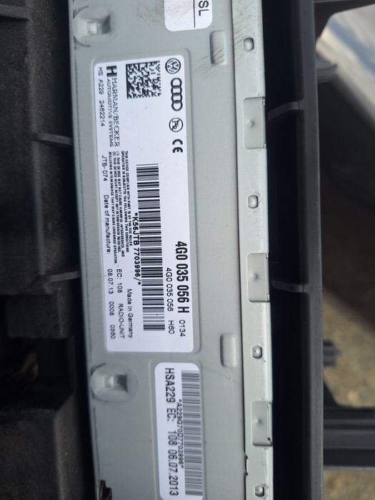Unitate radio/radio  MMI 3G Audi A4 B8,A5 4G0035056H 4G0 035 061 sau L
