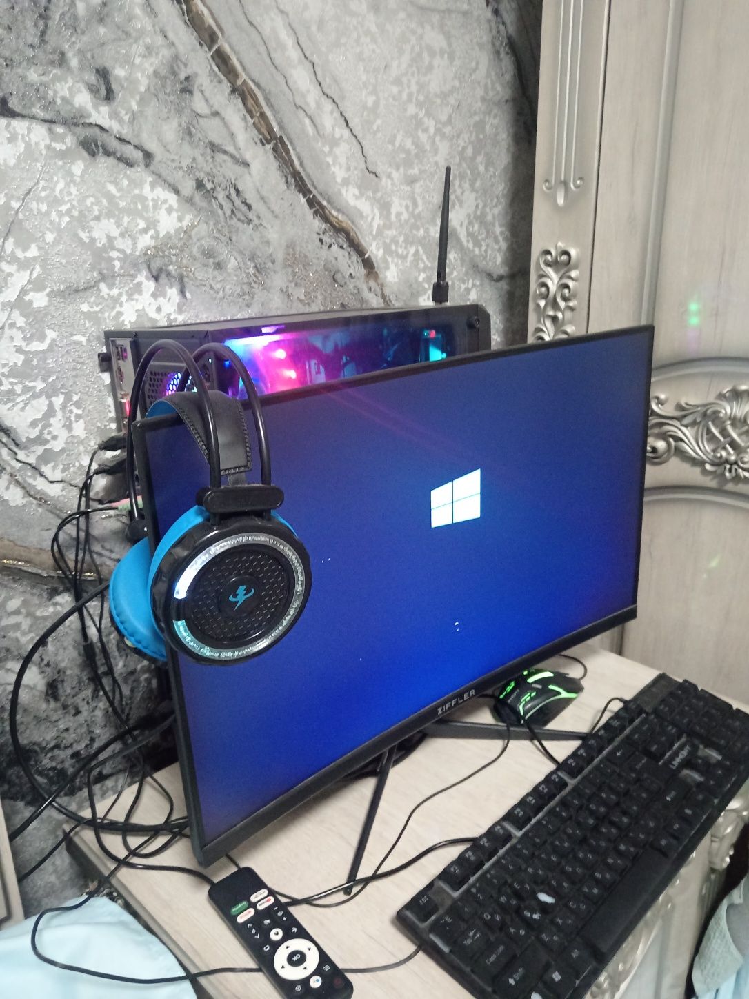 Kampiyutir windows11 operatorivka 16gb videokartarrx550g4ggb ssd 525gg
