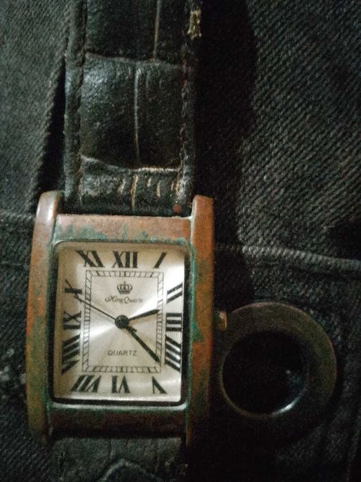 Ceas ani 80 preț 600 Ron